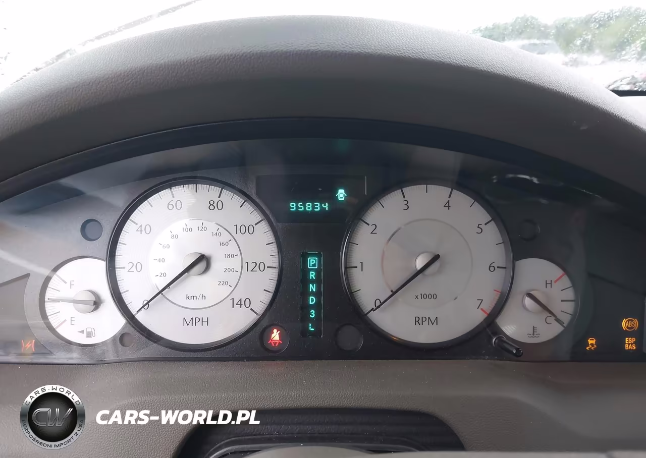 2008 Chrysler 300 Touring VIN:2C3LA53G18H171206 - 7