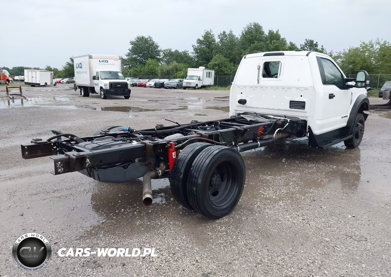 2022 Ford F-450 Chassis Xl-Xlt VIN:1FDUF4HT5NEF66067 - 4