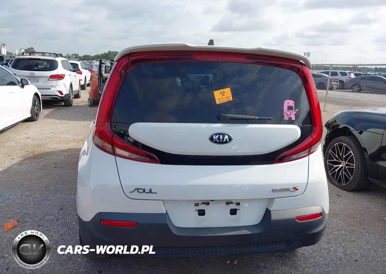 2021 Kia Soul S VIN:KNDJ23AU8M7793286 - 16