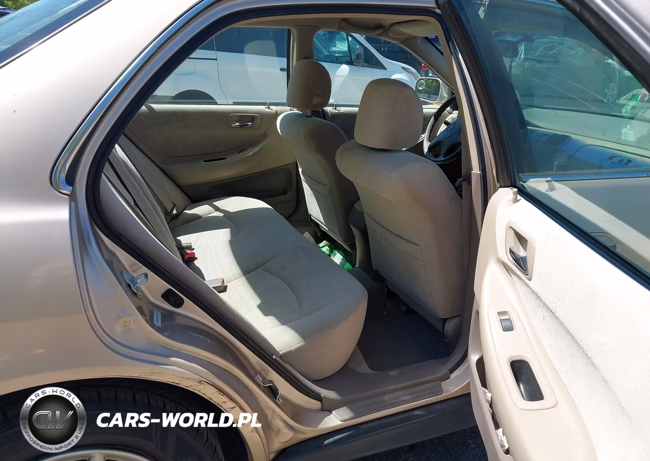 2002 Honda Accord 2.3 Lx VIN:1HGCG56432A110488 - 8