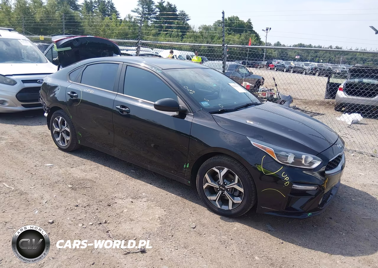 2021 Kia Forte Lxs – zdjęcie 1 z 17