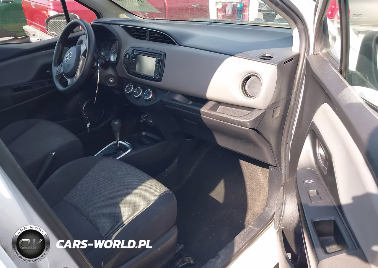 2015 Toyota Yaris Le VIN:VNKKTUD32FA034074 - 5
