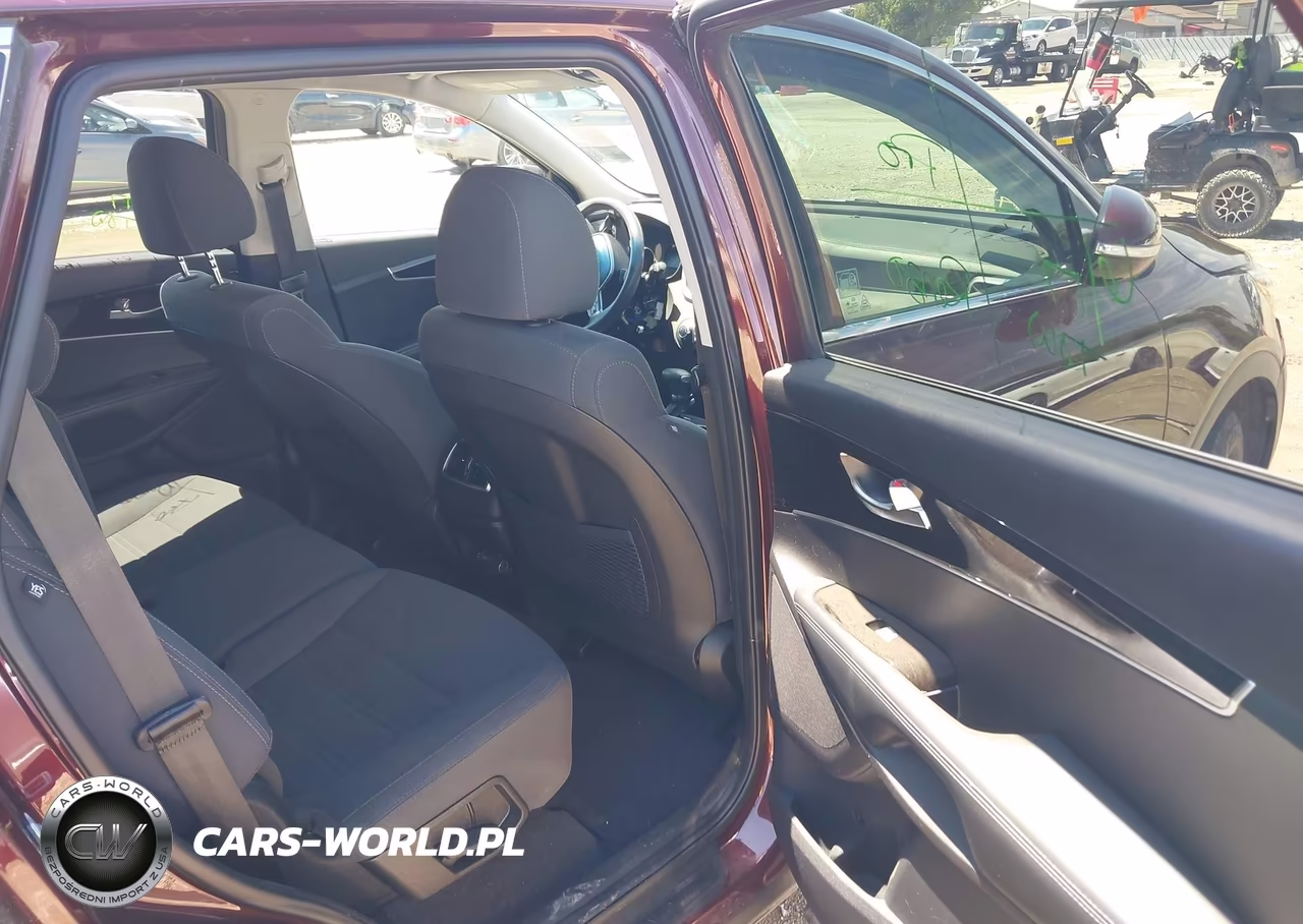 2019 Kia Sorento 2.4L Lx VIN:5XYPG4A37KG503595 - 8