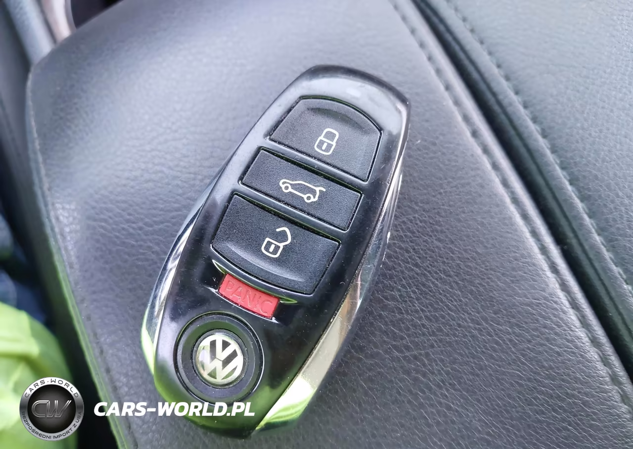 2015 Volkswagen Touareg Tdi Lux VIN:WVGEP9BP9FD002424 - 11