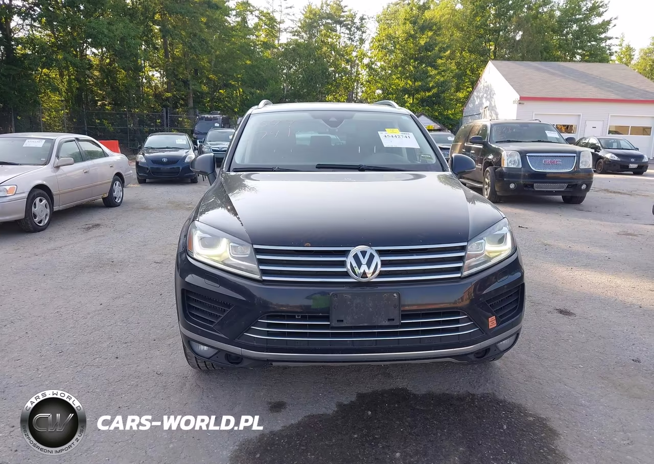 2015 Volkswagen Touareg Tdi Lux VIN:WVGEP9BP9FD002424 - 12