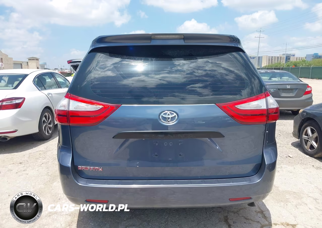 2015 Toyota Sienna L 7 Passenger VIN:5TDZK3DC5FS650665 - 16