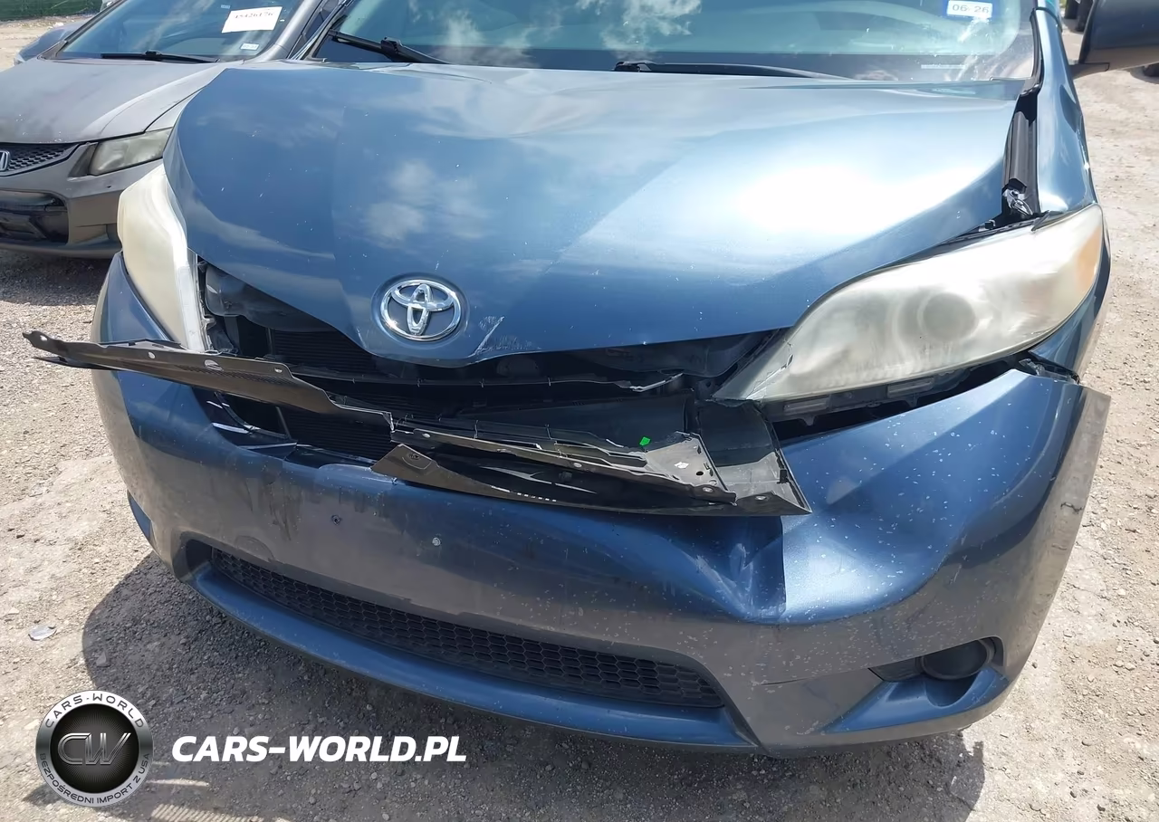 2015 Toyota Sienna L 7 Passenger VIN:5TDZK3DC5FS650665 - 6