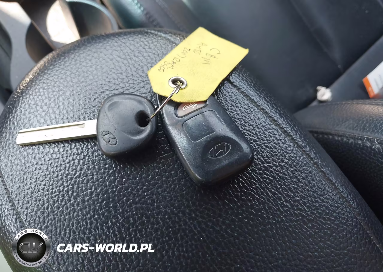 2015 Hyundai Veloster Flex VIN:KMHTC6AD5FU223124 - 11