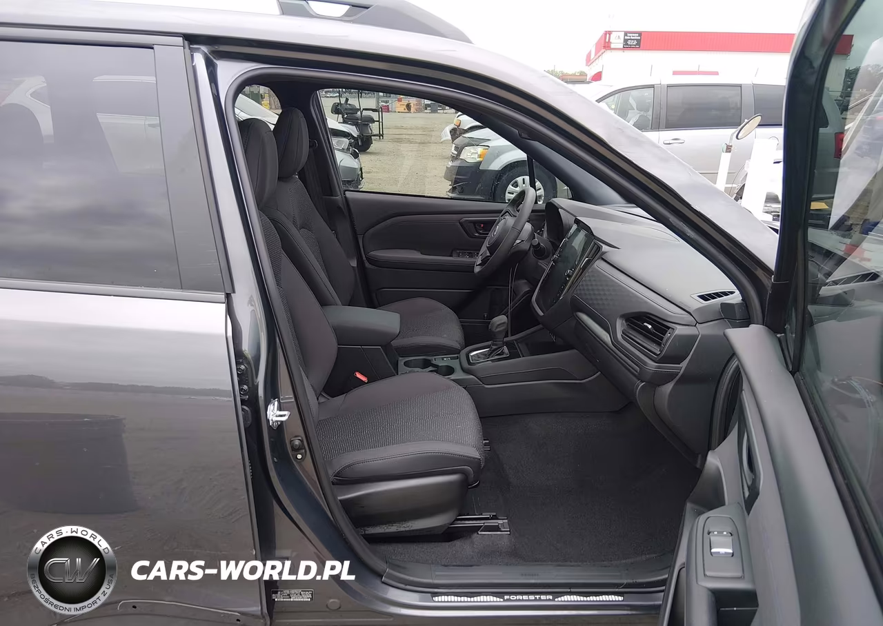 2025 Subaru Forester Premium VIN:JF2SLDDC7SH612052 - 5
