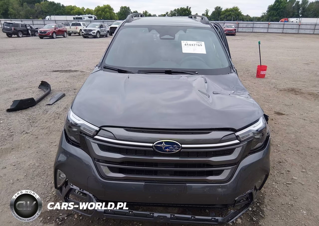 2025 Subaru Forester Premium VIN:JF2SLDDC7SH612052 - 6