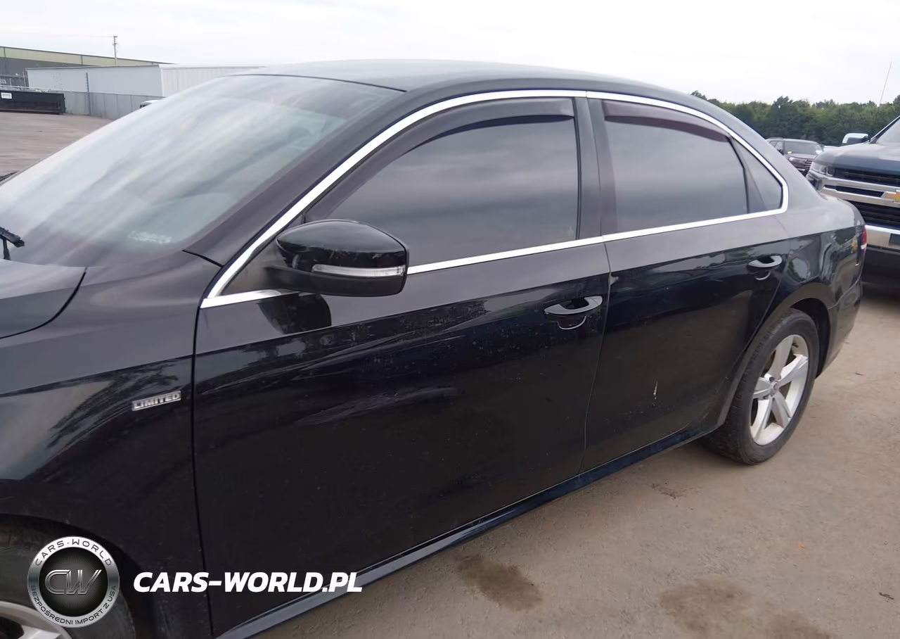 2015 Volkswagen Passat 1.8T Limited Edition VIN:1VWAT7A35FC115713 - 14