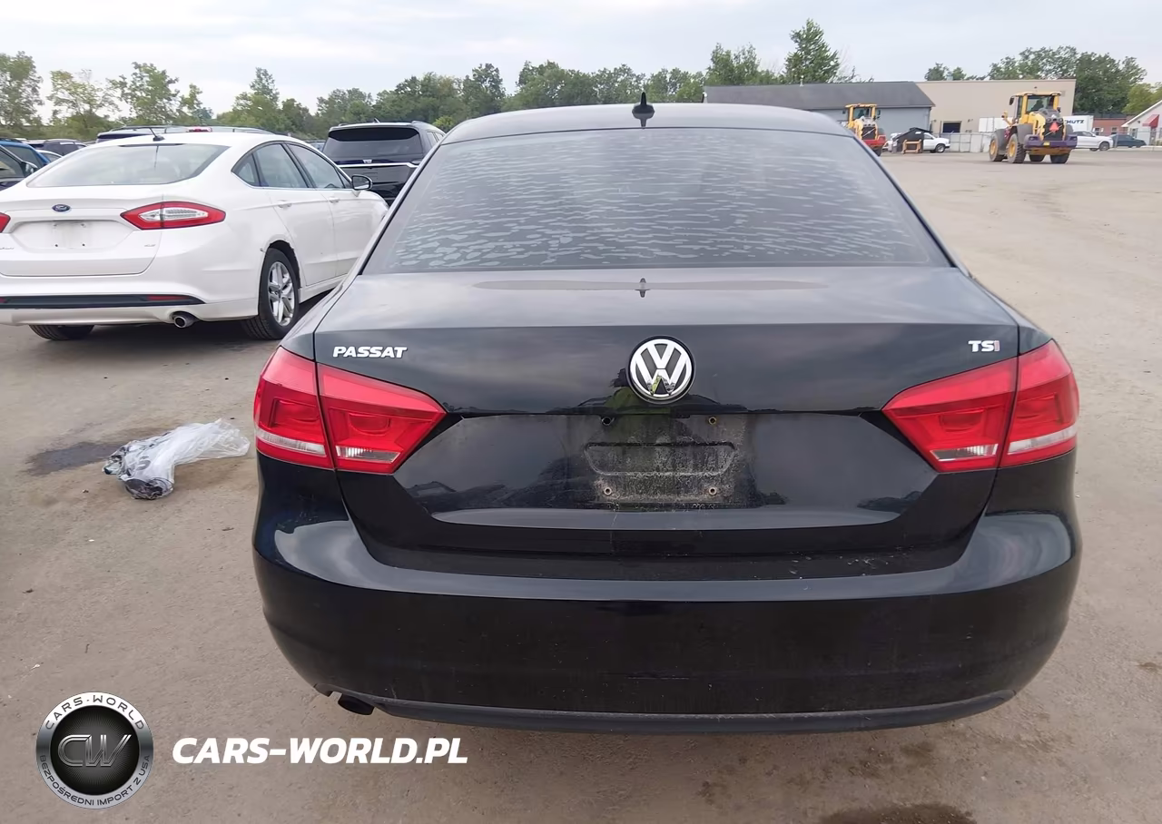 2015 Volkswagen Passat 1.8T Limited Edition VIN:1VWAT7A35FC115713 - 16