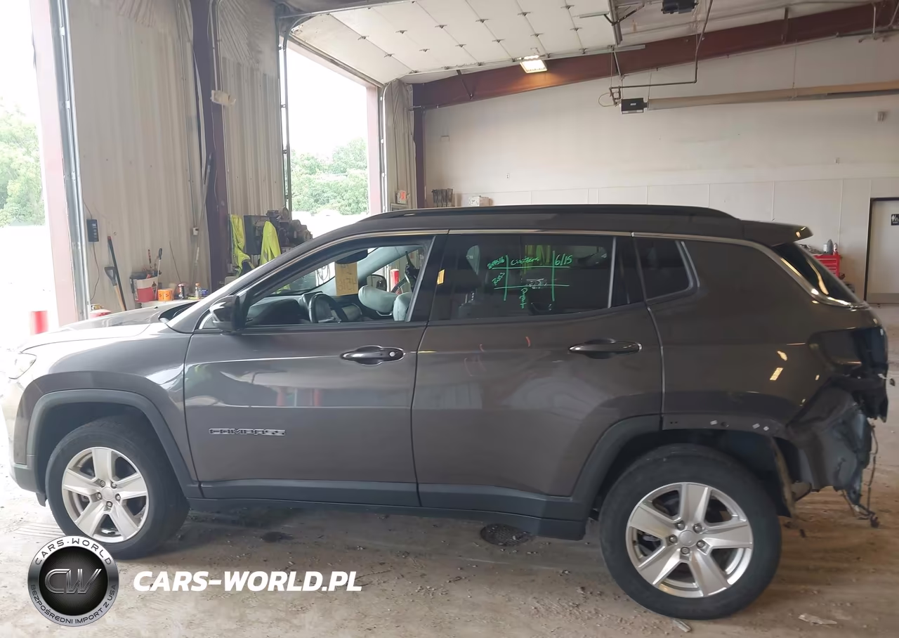 2022 Jeep Compass Latitude 4X4 VIN:3C4NJDBB9NT120947 - 14