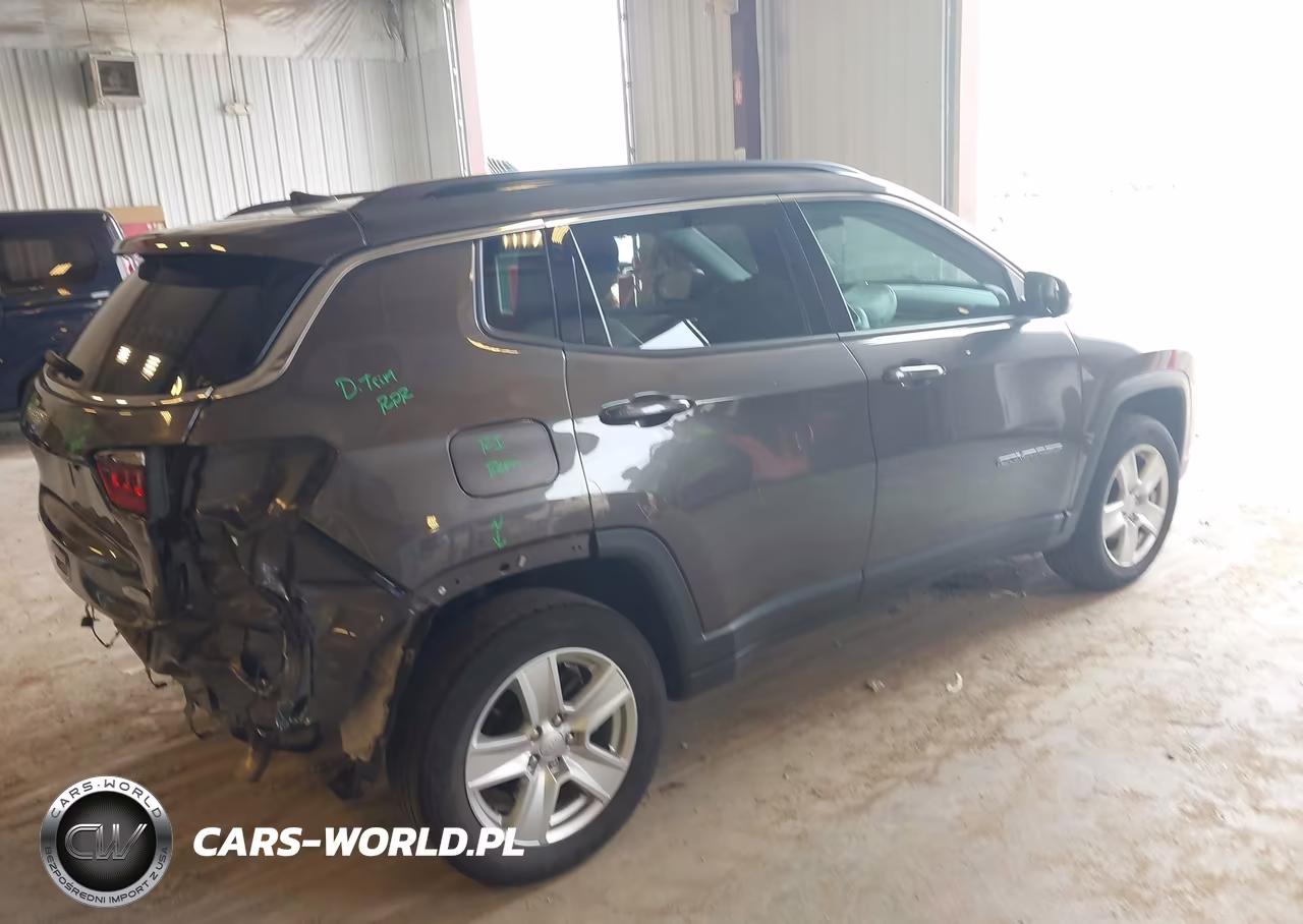 2022 Jeep Compass Latitude 4X4 VIN:3C4NJDBB9NT120947 - 4