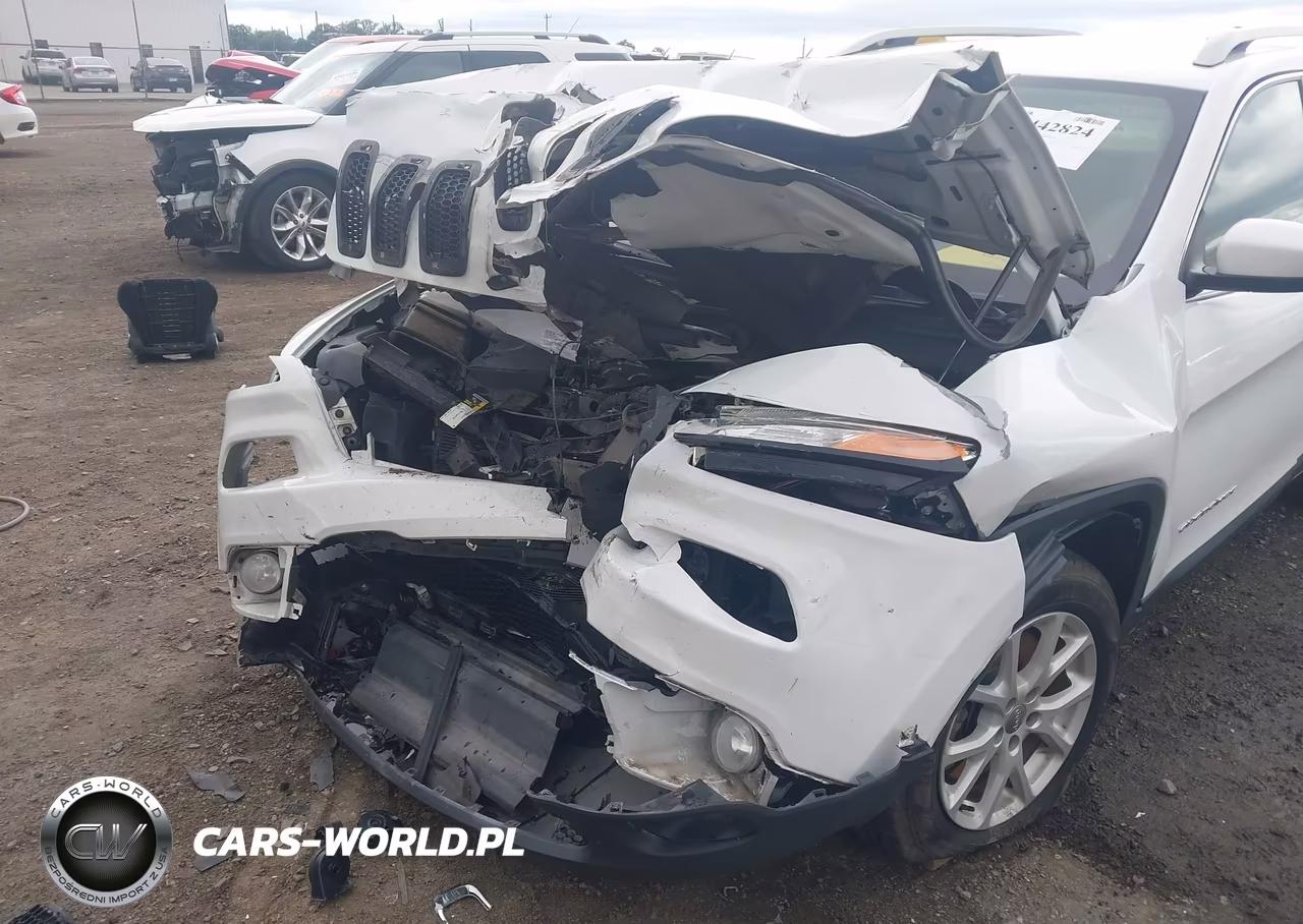 2017 Jeep Cherokee Latitude Fwd VIN:1C4PJLCB4HW603522 - 6