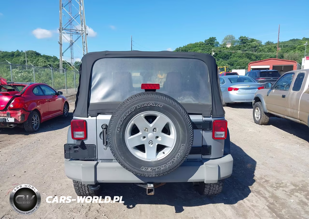 2014 Jeep Wrangler Sport VIN:1C4AJWAG6EL289519 - 17