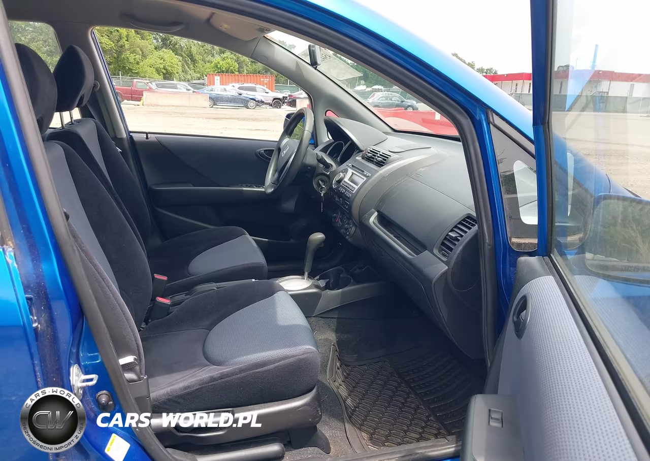 2007 Honda Fit VIN:JHMGD38437S063845 - 5