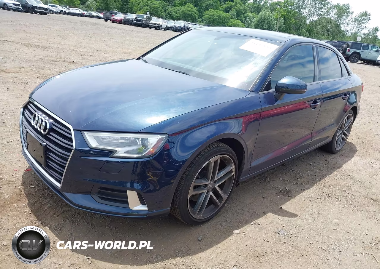 2017 Audi A3 Premium VIN:WAUAUGFF7H1066710 - 2
