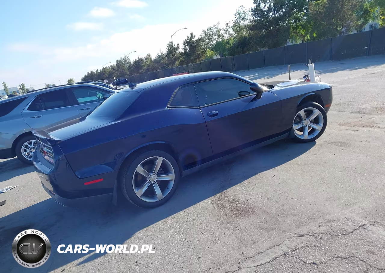 2015 Dodge Challenger Sxt Plus VIN:2C3CDZBG6FH712988 - 4