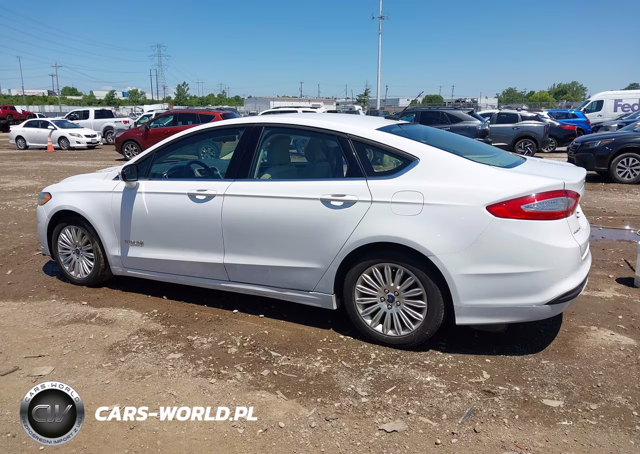 2016 Ford Fusion Hybrid Se VIN:3FA6P0LU6GR403694 - 14