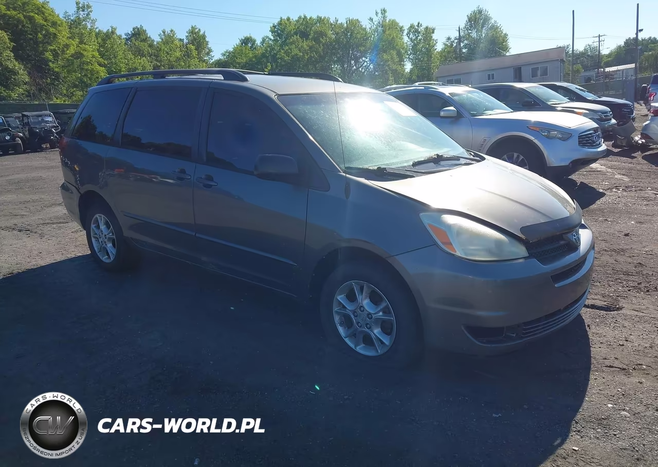 2004 Toyota Sienna Le