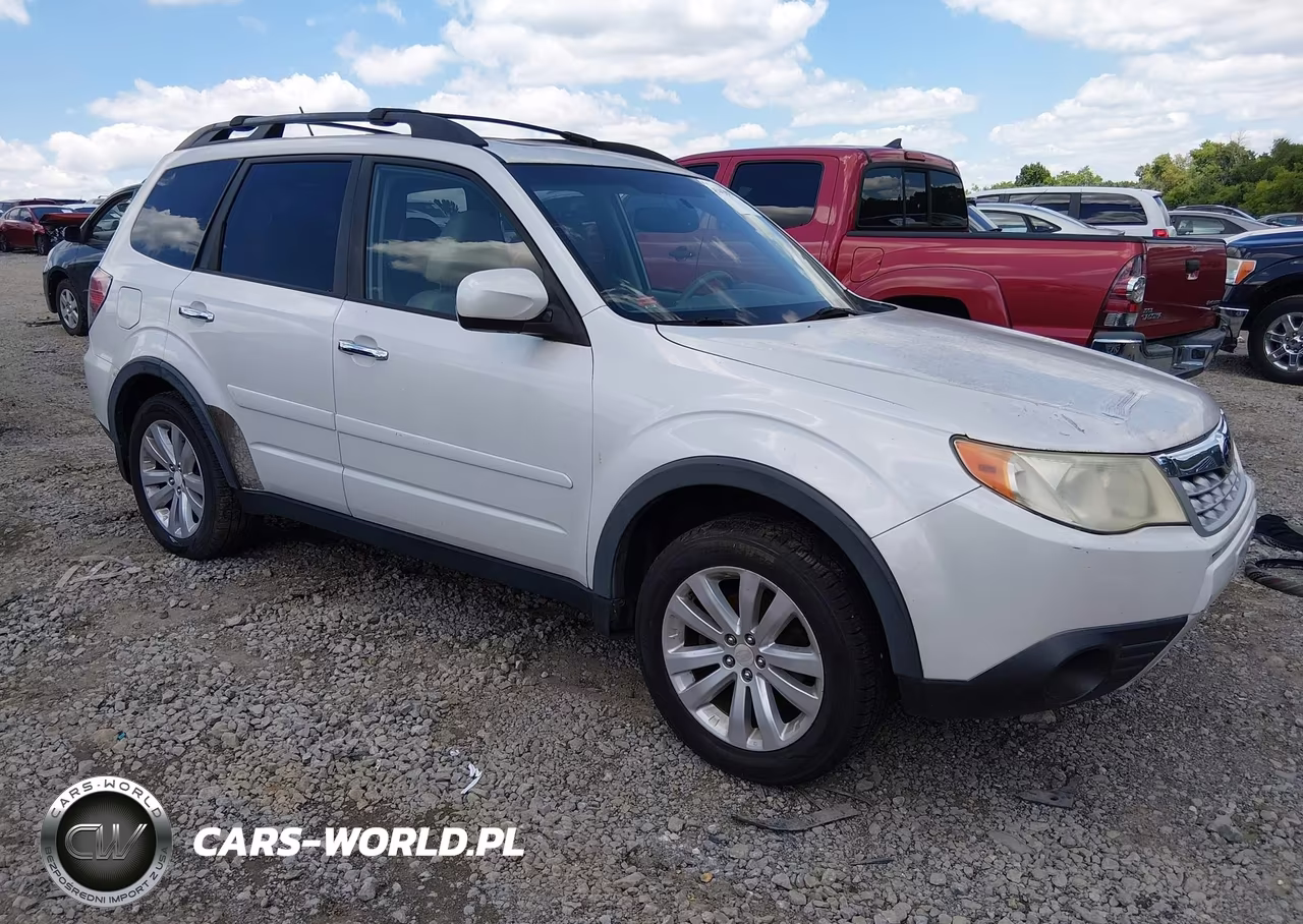 2011 Subaru Forester 2.5X Premium – zdjęcie 1 z 11