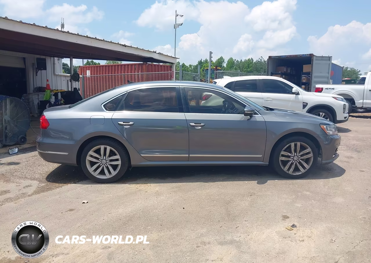 2016 Volkswagen Passat 1.8T Sel VIN:1VWCT7A37GC025554 - 14