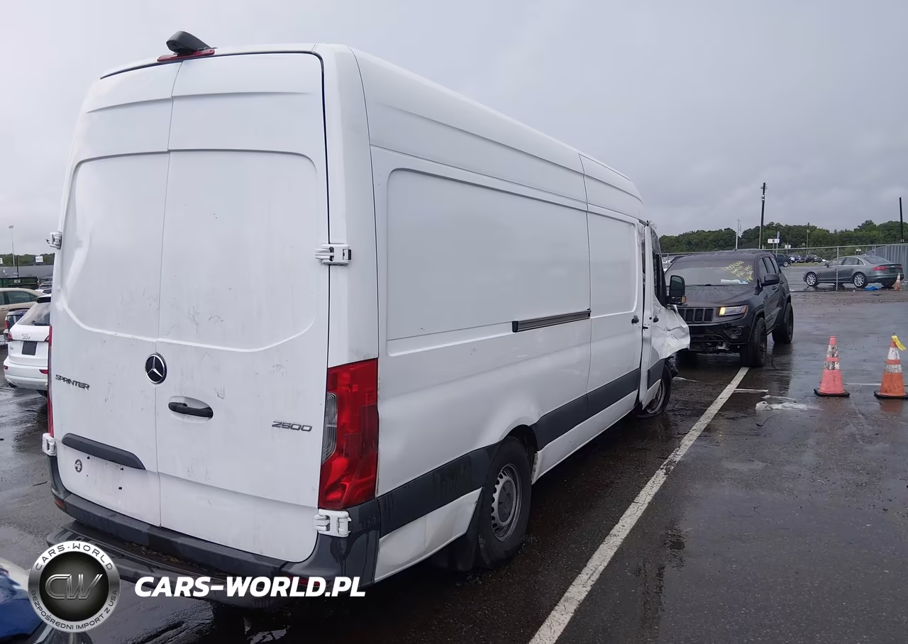 2020 Mercedes-Benz Sprinter 2500 High Roof V6 VIN:W1W4ECHY2LT031448 - 4