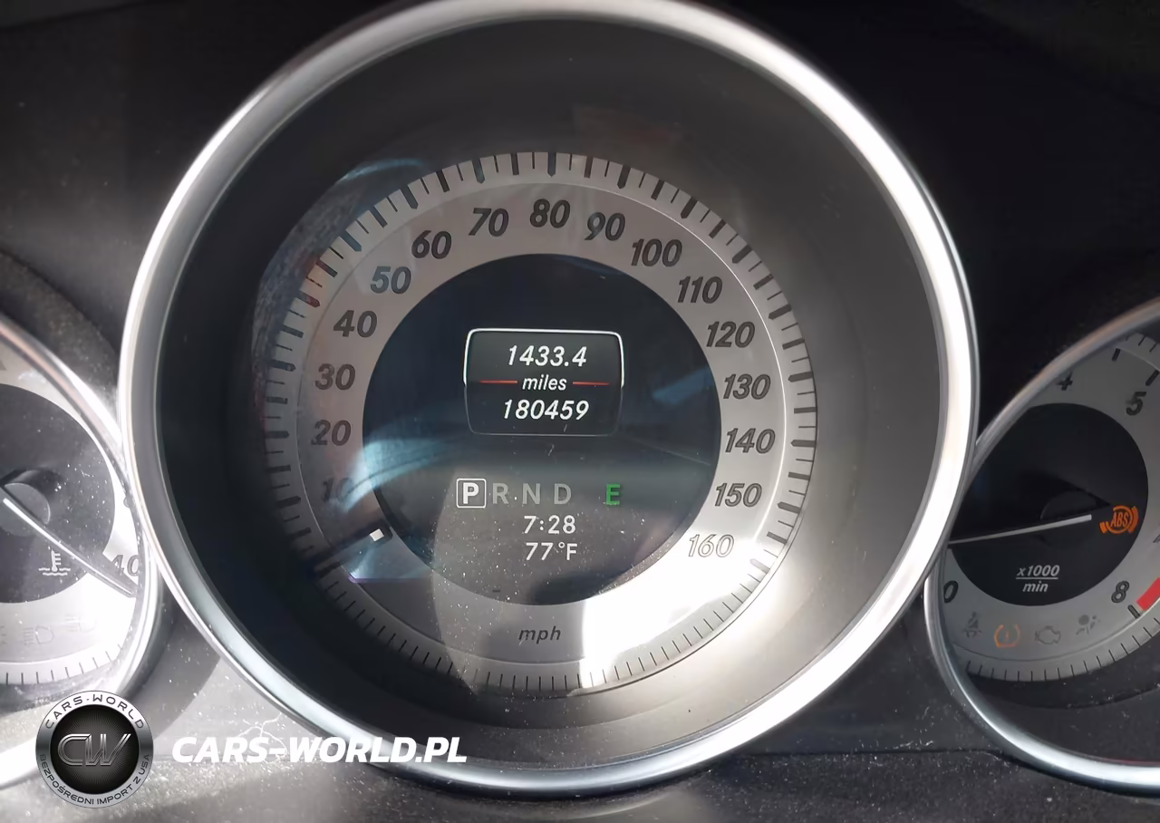 2014 Mercedes-Benz C 300 Sport 4Matic VIN:WDDGF8AB1ER307701 - 7