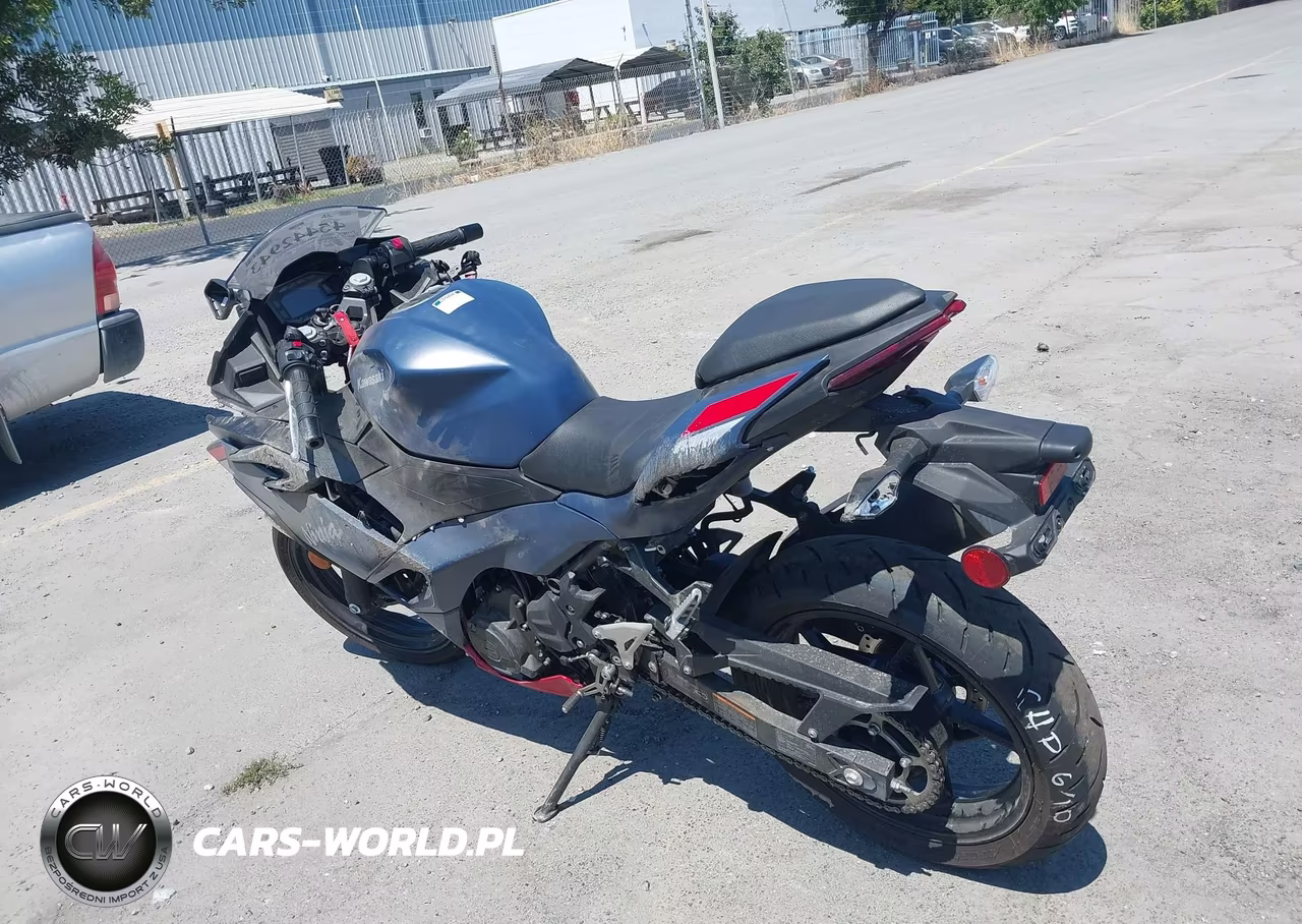 2026 Kawasaki Ex500 VIN:ML5EXGG17TDA79170 - 3