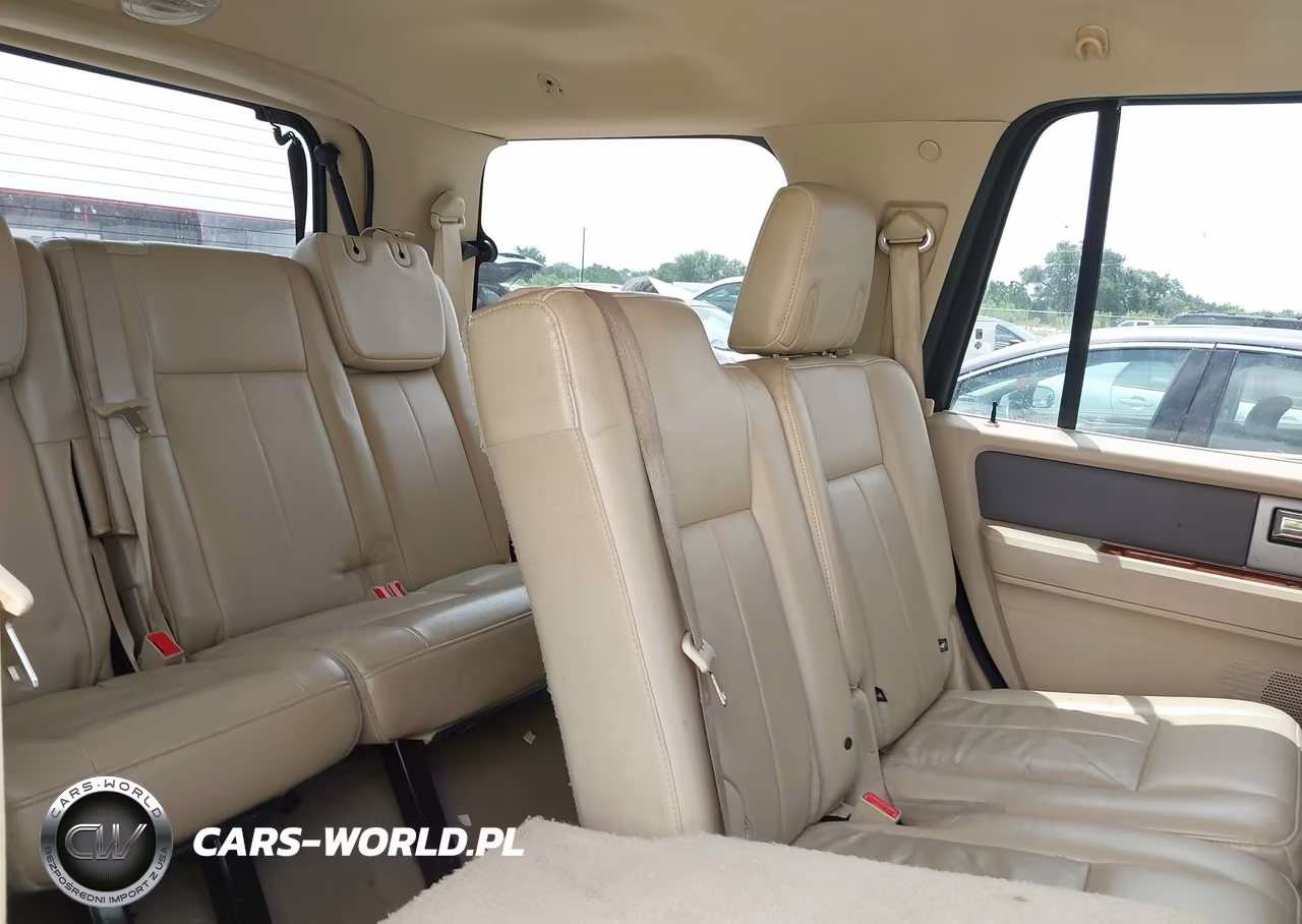 2007 Ford Expedition Eddie Bauer VIN:1FMFU17567LA66529 - 8