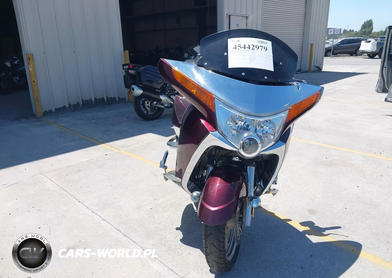 2008 Victory Motorcycles Vision VIN:5VPSB36L883003701 - 5