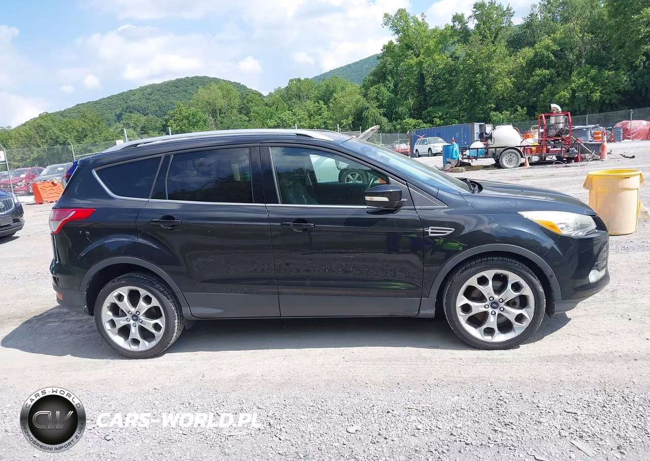 2013 Ford Escape Titanium VIN:1FMCU0J9XDUA33032 - 13