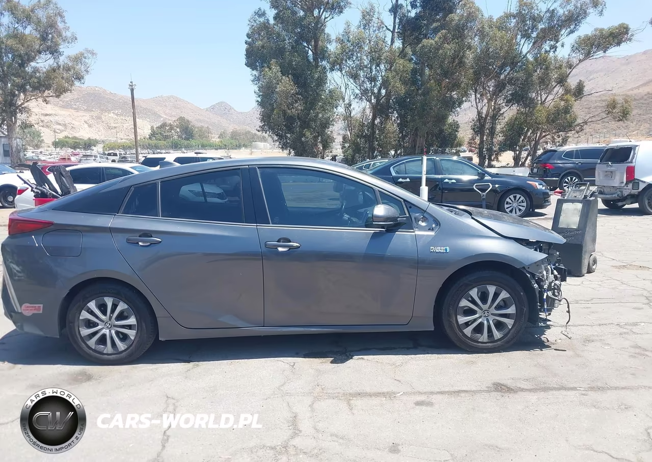 2020 Toyota Prius Prime Xle VIN:JTDKARFP5L3137615 - 14