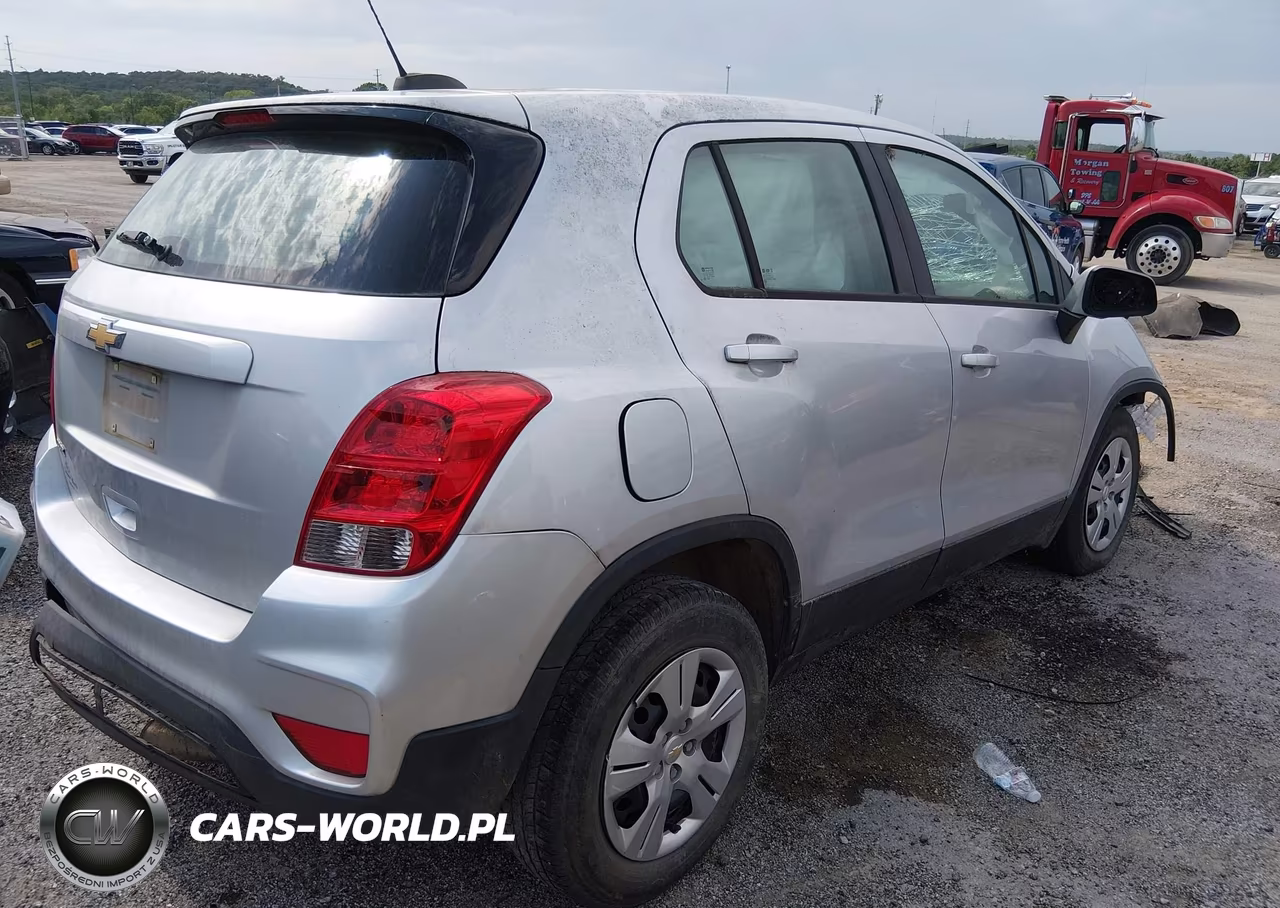 2017 Chevrolet Trax Ls VIN:KL7CJKSB1HB216327 - 4