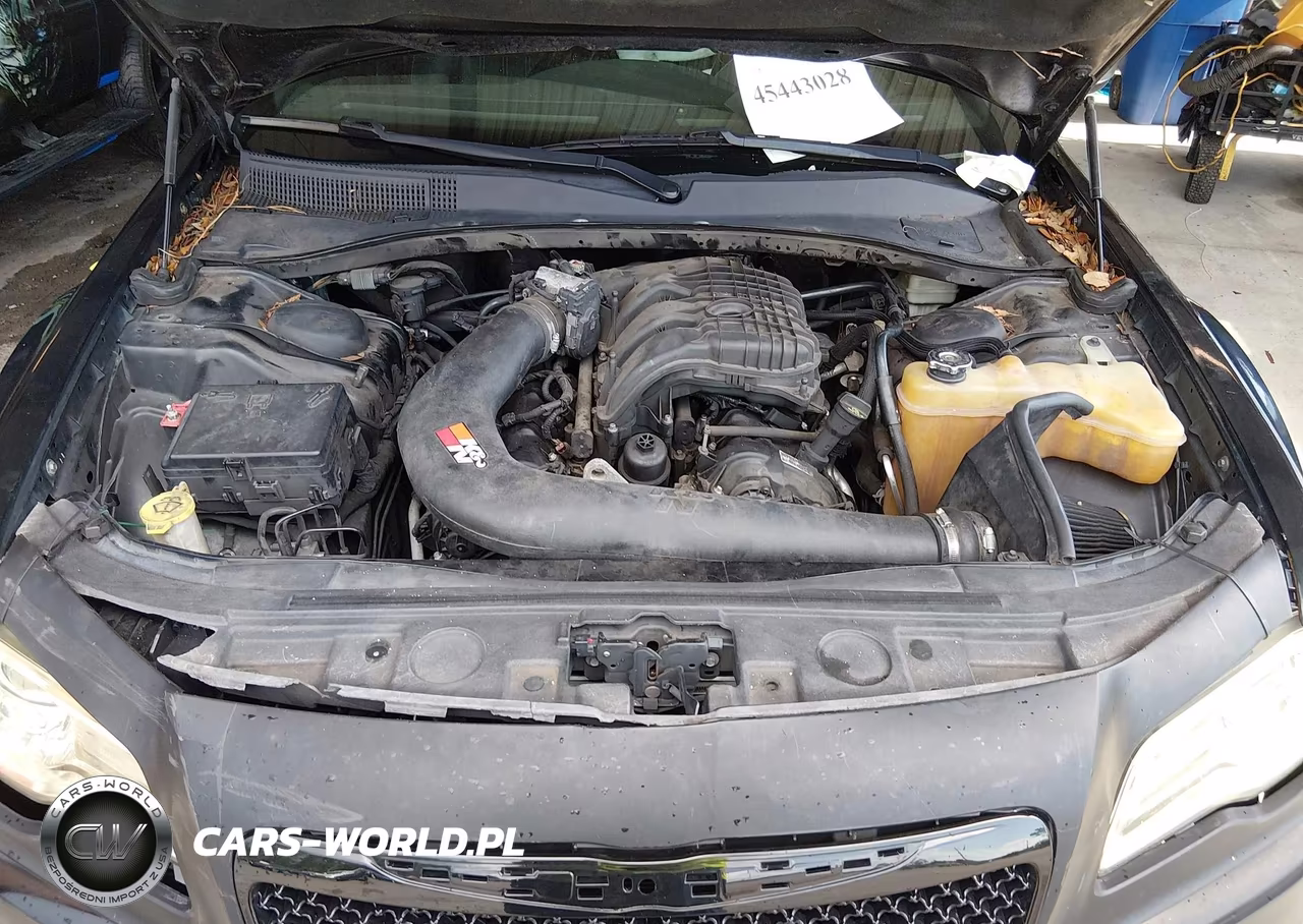 2014 Chrysler 300 300S VIN:2C3CCABG9EH250803 - 10