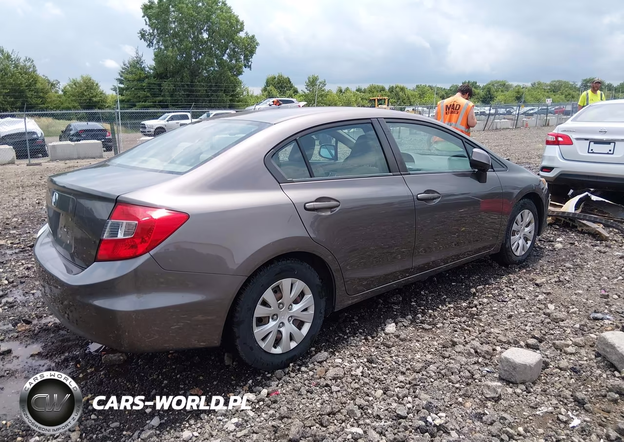 2012 Honda Civic Lx VIN:19XFB2F5XCE009528 - 4