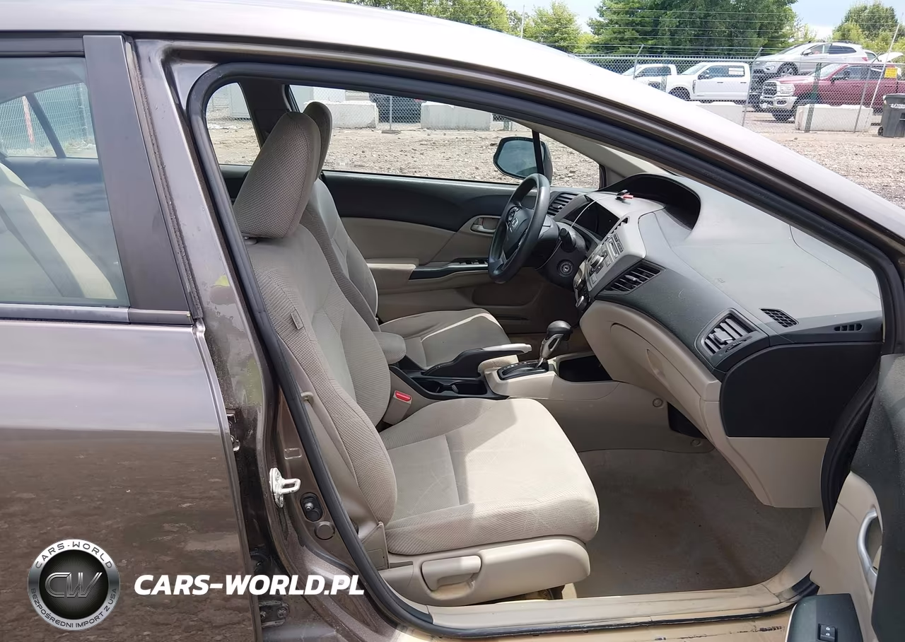 2012 Honda Civic Lx VIN:19XFB2F5XCE009528 - 5