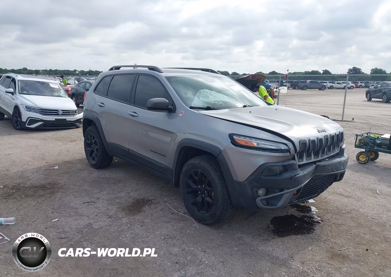 2015 Jeep Cherokee Trailhawk – zdjęcie 1 z 16