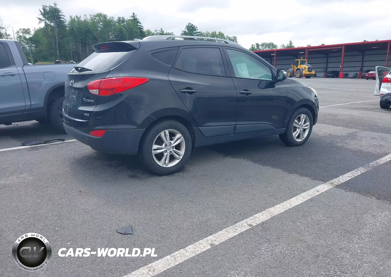 2012 Hyundai Tucson Gls VIN:KM8JUCAC4CU451279 - 4