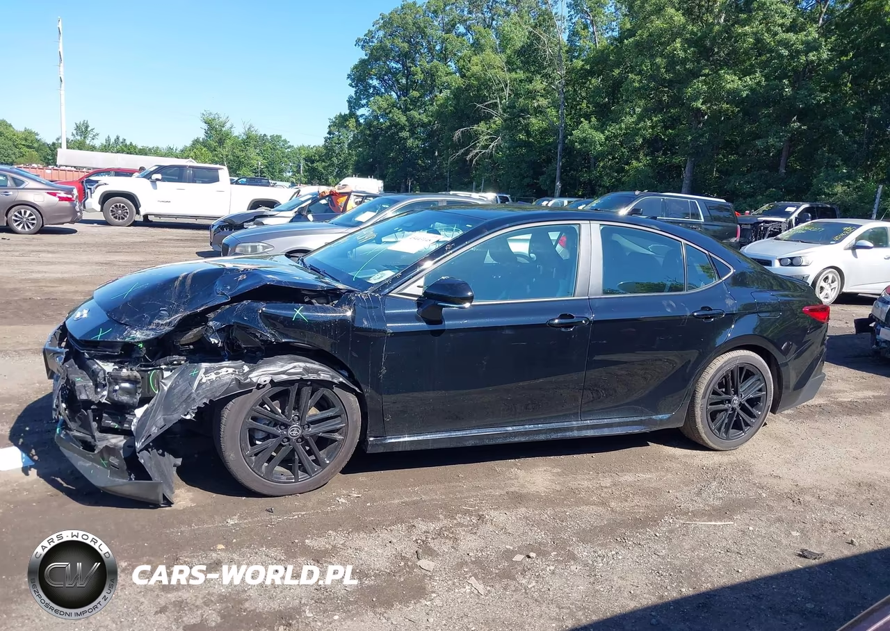 2025 Toyota Camry Se VIN:4T1DAACK5SU623901 - 14