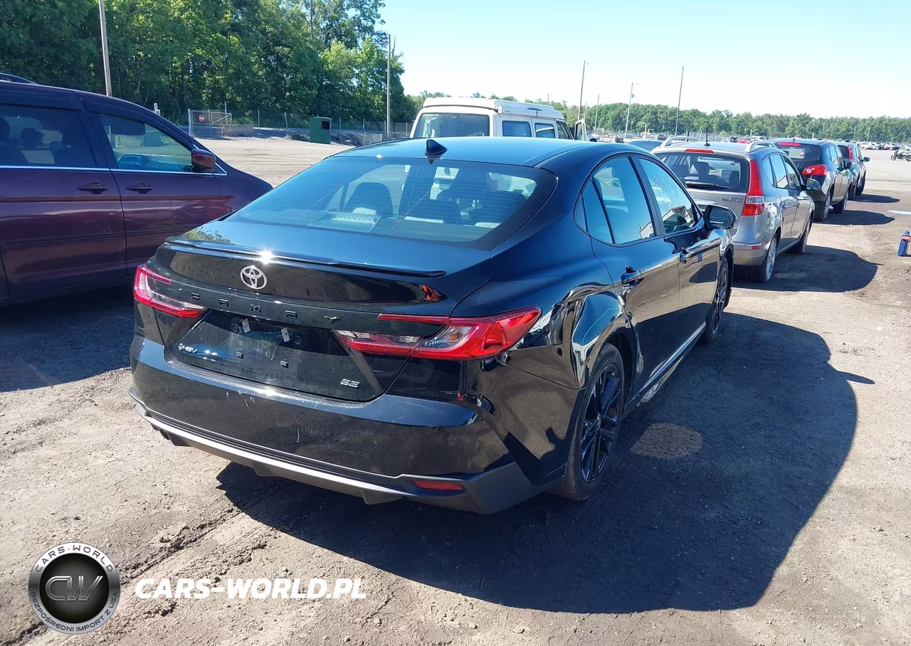 2025 Toyota Camry Se VIN:4T1DAACK5SU623901 - 4