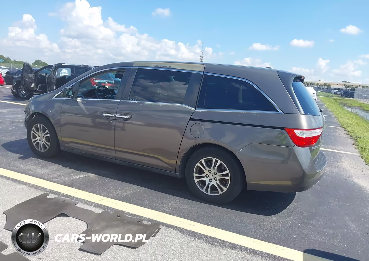 2011 Honda Odyssey Ex-L VIN:5FNRL5H6XBB049408 - 3