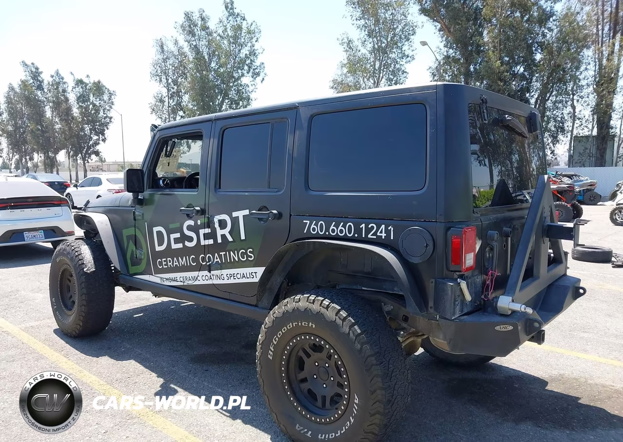 2012 Jeep Wrangler Unlimited Rubicon VIN:1C4BJWFG8CL107992 - 3