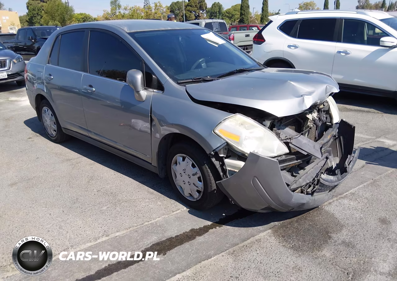 2008 Nissan Versa 1.8 S