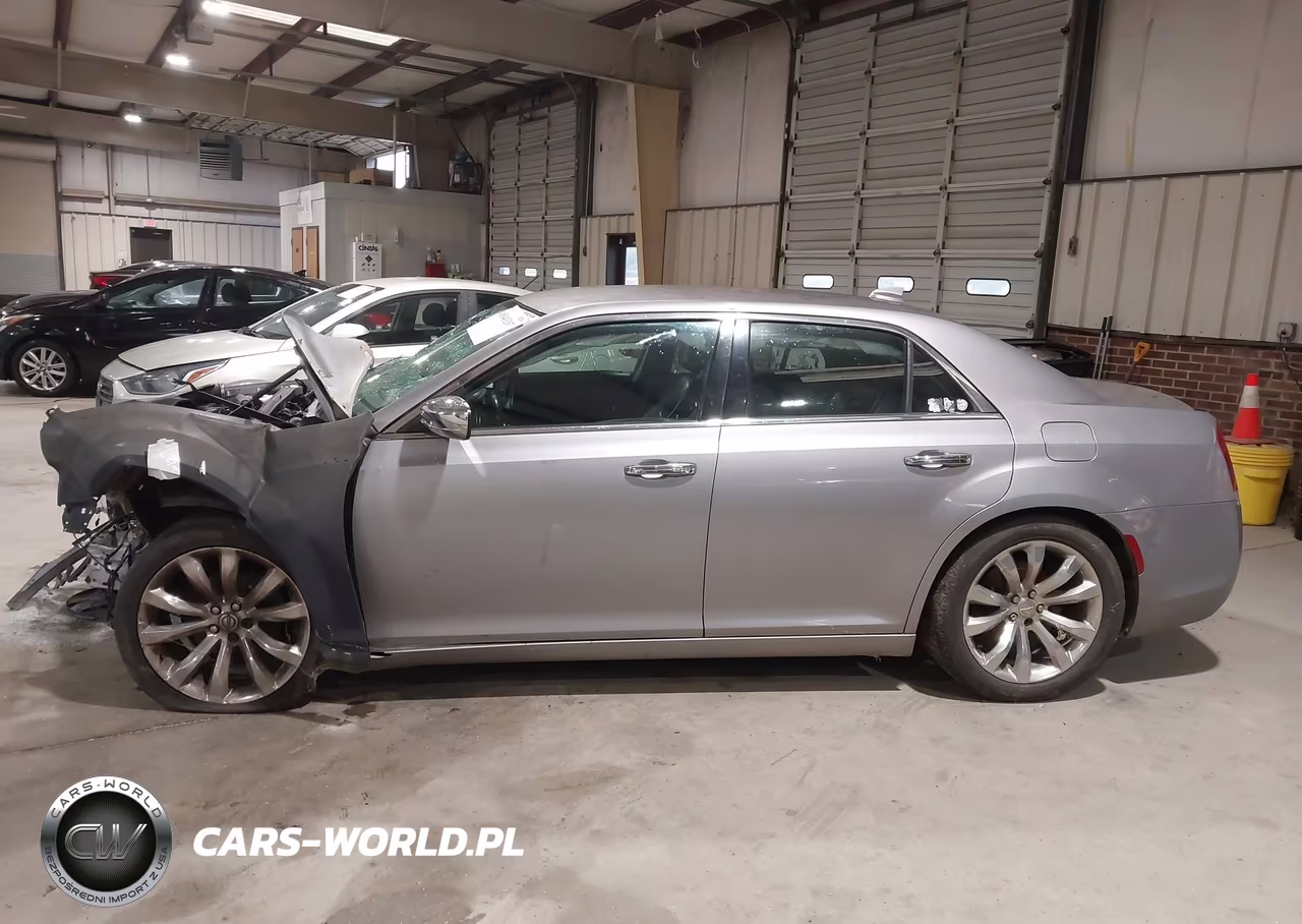 2018 Chrysler 300 Limited VIN:2C3CCAEG5JH159534 - 15