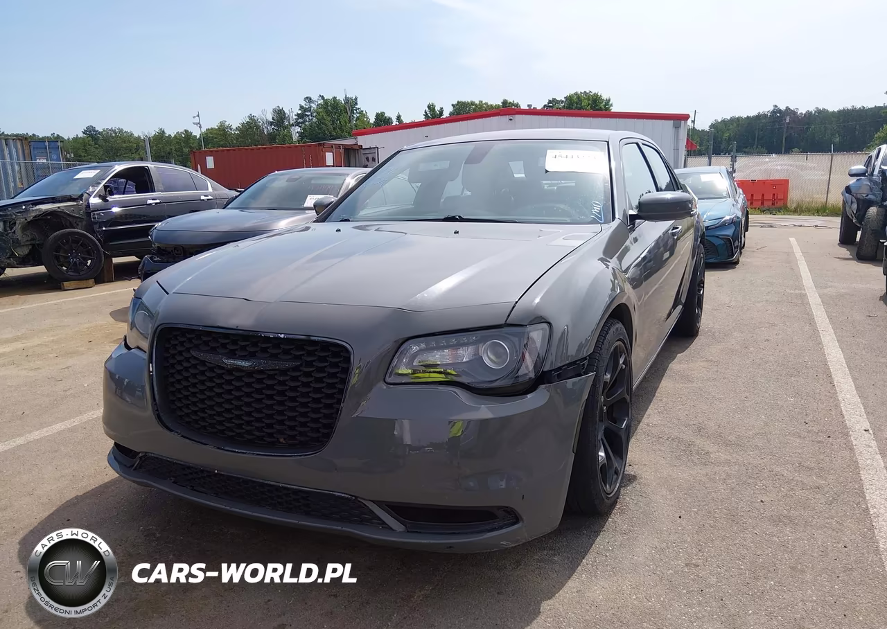 2019 Chrysler 300 300S VIN:2C3CCABG4KH515428 - 6