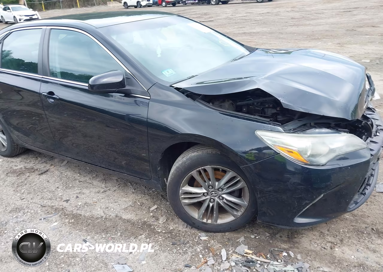 2015 Toyota Camry Se – zdjęcie 1 z 16