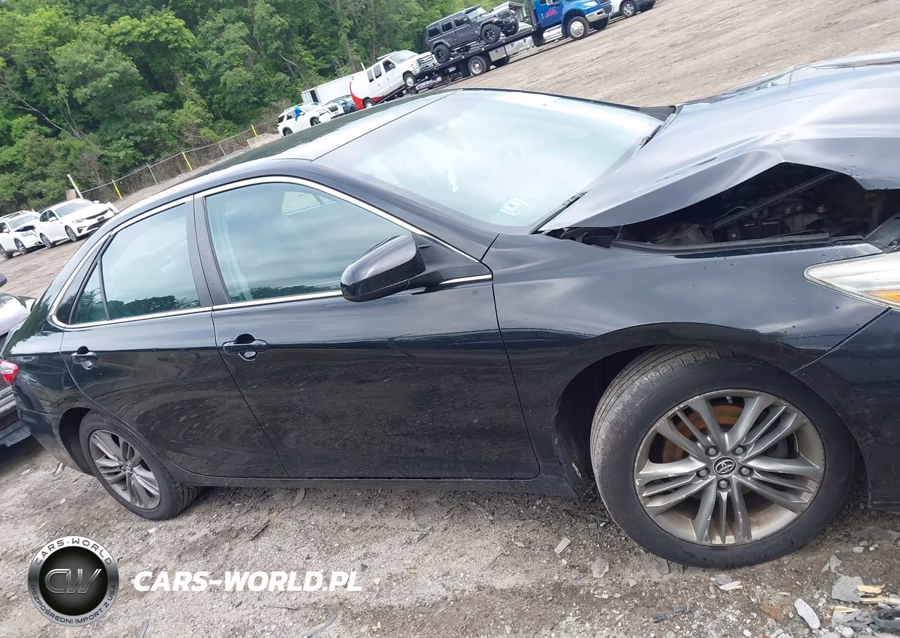 2015 Toyota Camry Se VIN:4T1BF1FK4FU949621 - 13