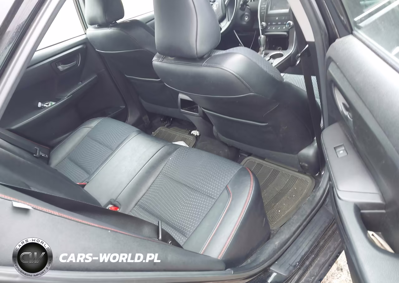 2015 Toyota Camry Se VIN:4T1BF1FK4FU949621 - 8